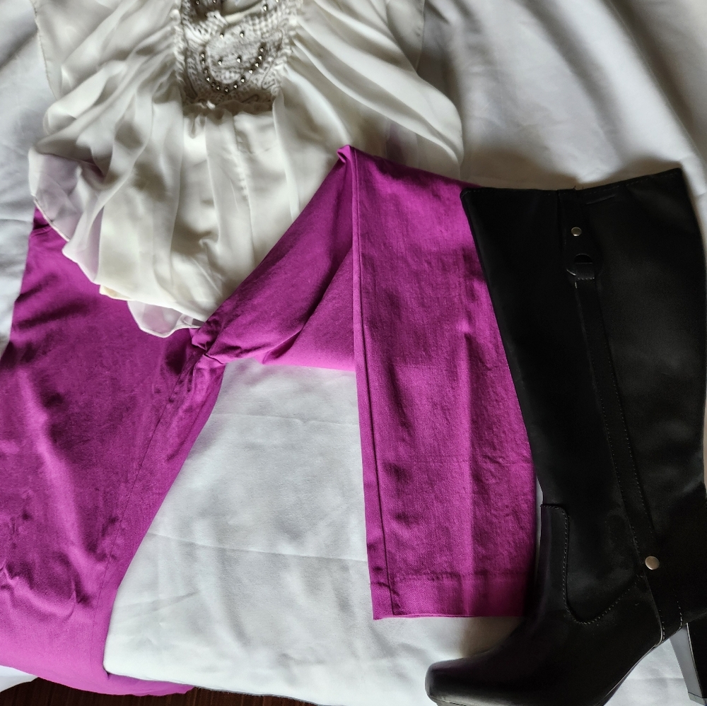 Capris - Picture 2 of 4